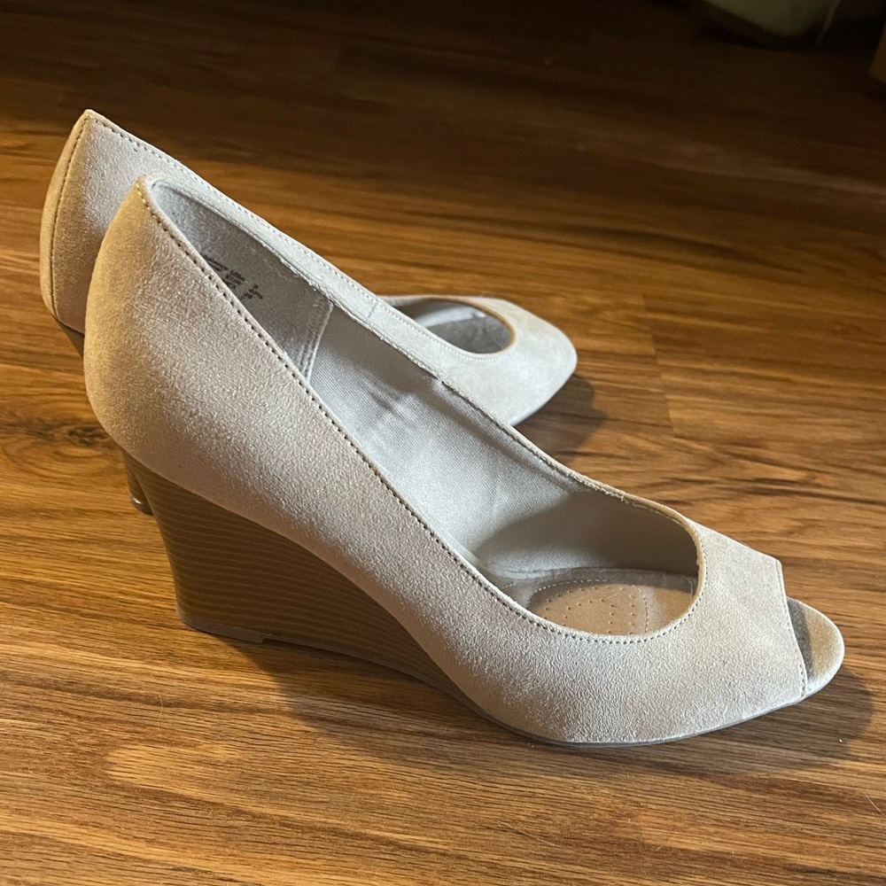 Dexflex comfort Platform wedge sandals